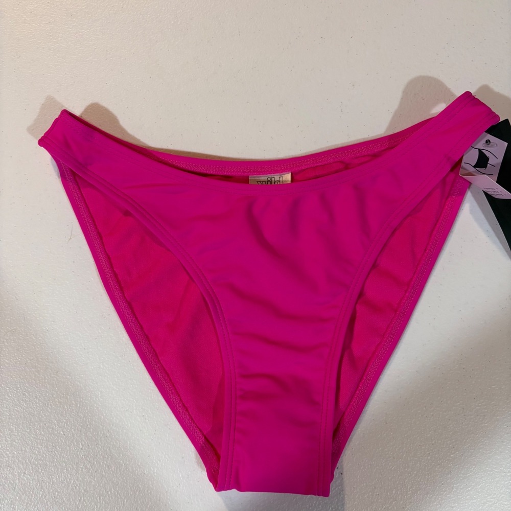 Wild Fable Hot Pink Low Rise High Leg Cheeky Bikini Bottom XS NWT